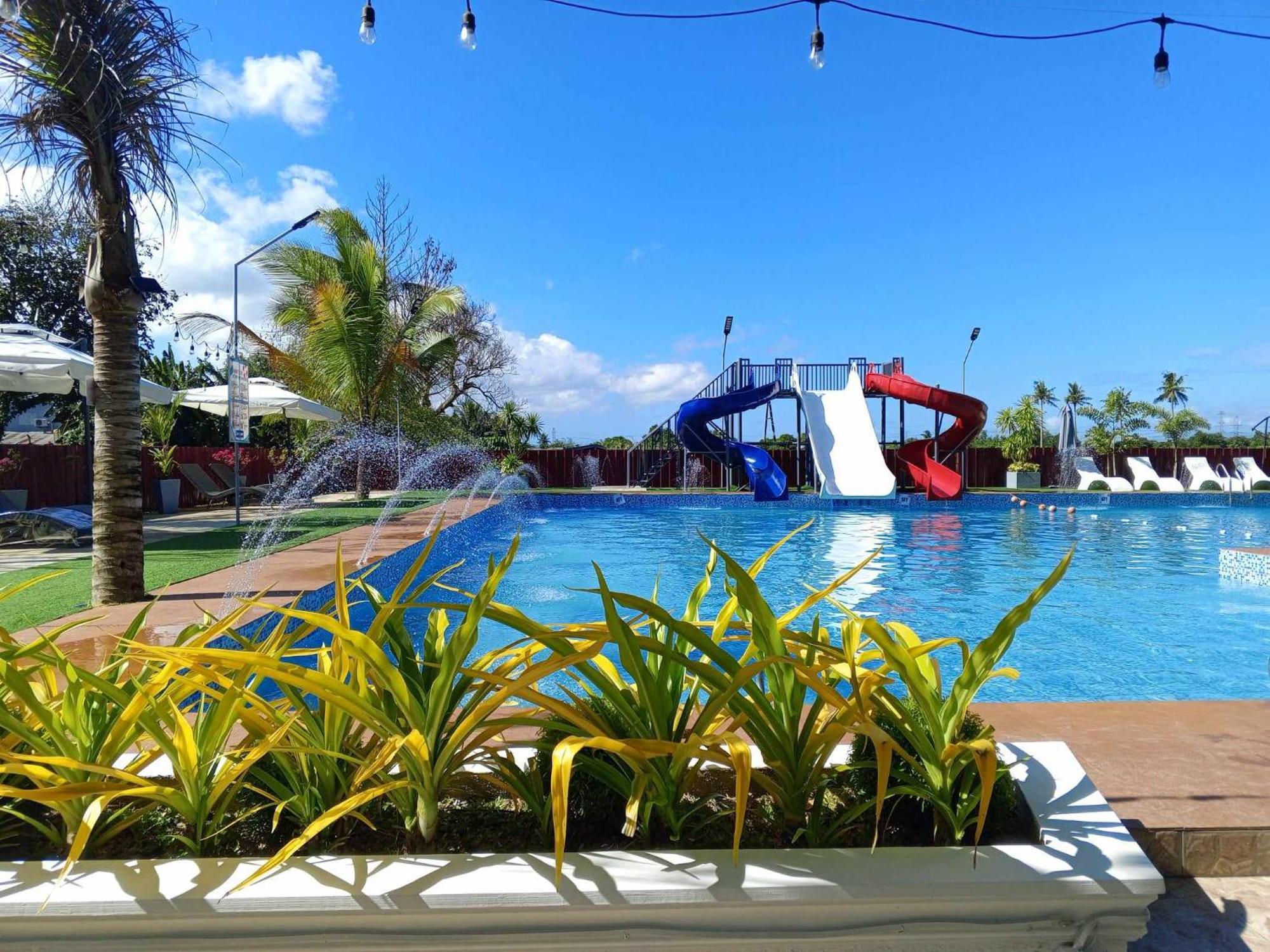 Elizabeth Hotel - Naga Pili  Экстерьер фото