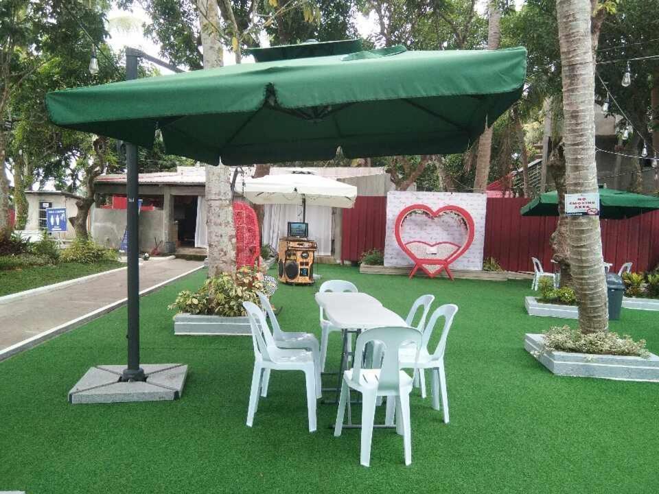 Elizabeth Hotel - Naga Pili  Экстерьер фото