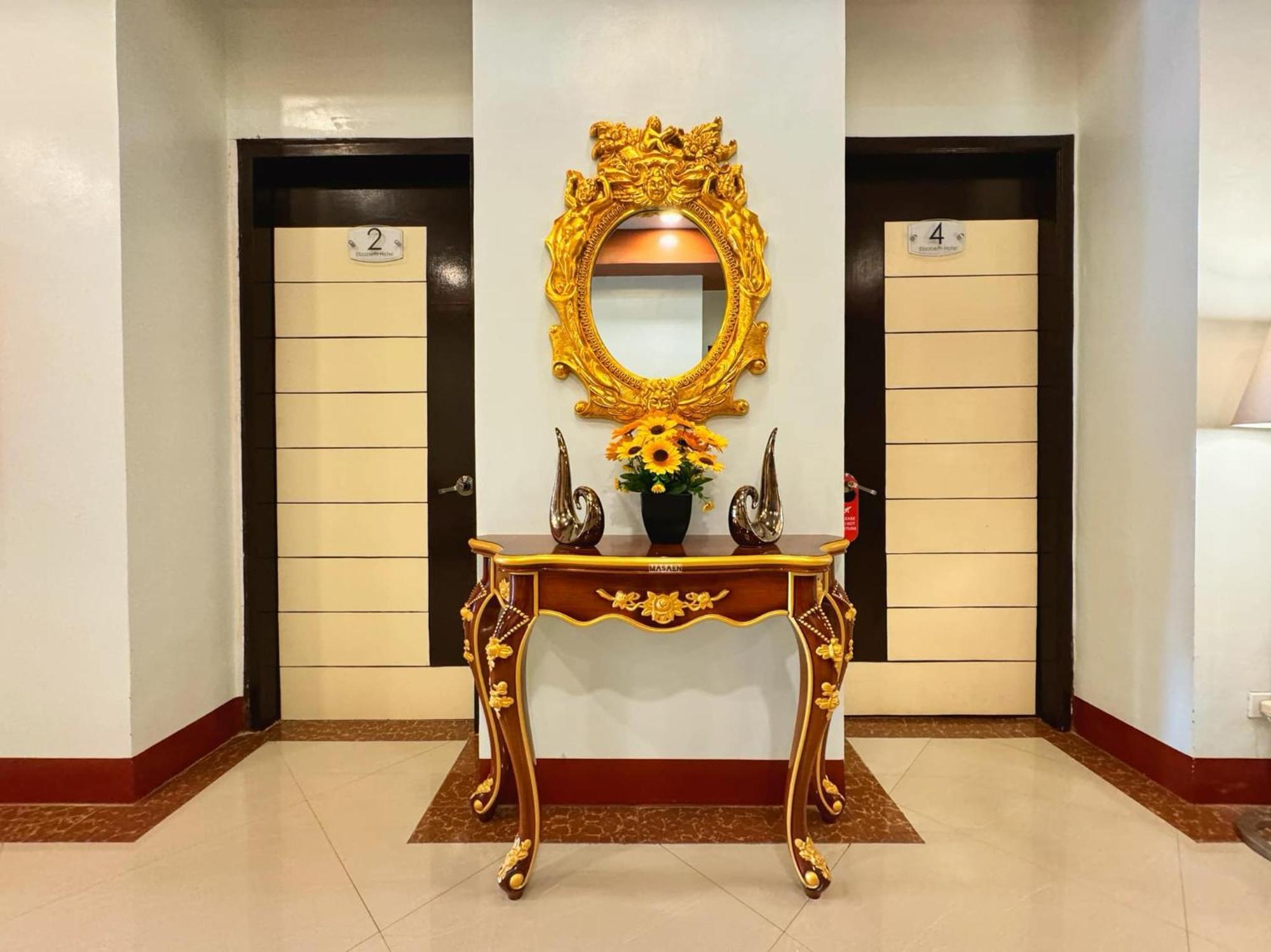 Elizabeth Hotel - Naga Pili  Экстерьер фото