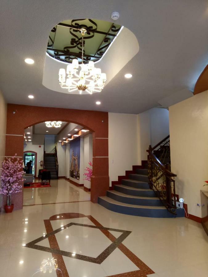 Elizabeth Hotel - Naga Pili  Экстерьер фото